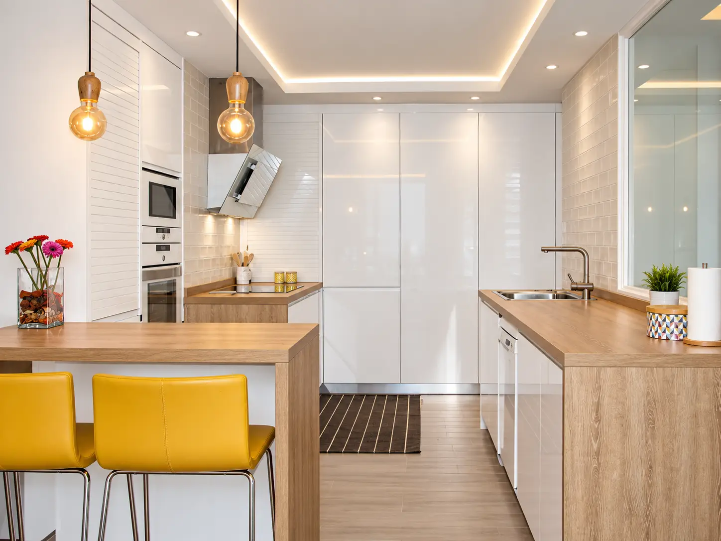 Cocina abierta de la reforma de 75 m² en Tres Cantos